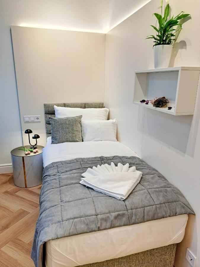 Hotel Domus Collis Γκιόρ Εξωτερικό φωτογραφία