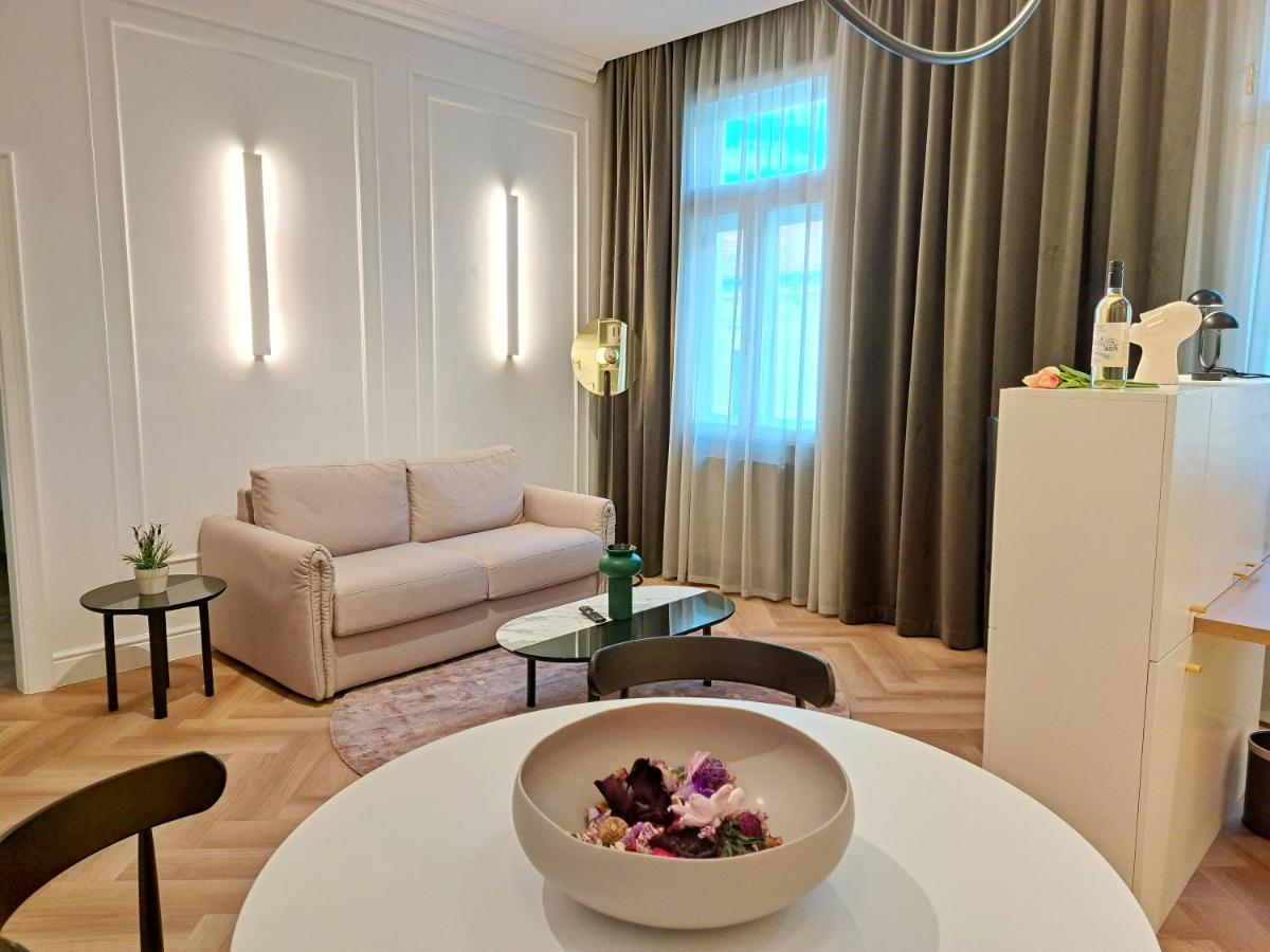 Hotel Domus Collis Γκιόρ Εξωτερικό φωτογραφία