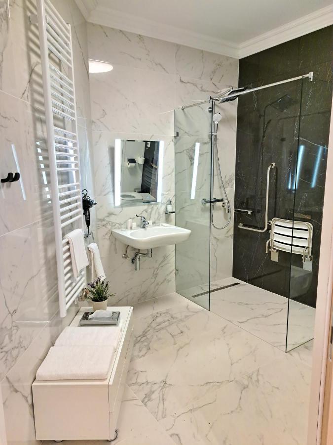 Hotel Domus Collis Γκιόρ Εξωτερικό φωτογραφία