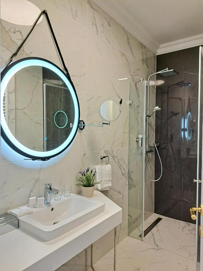 Hotel Domus Collis Γκιόρ Εξωτερικό φωτογραφία