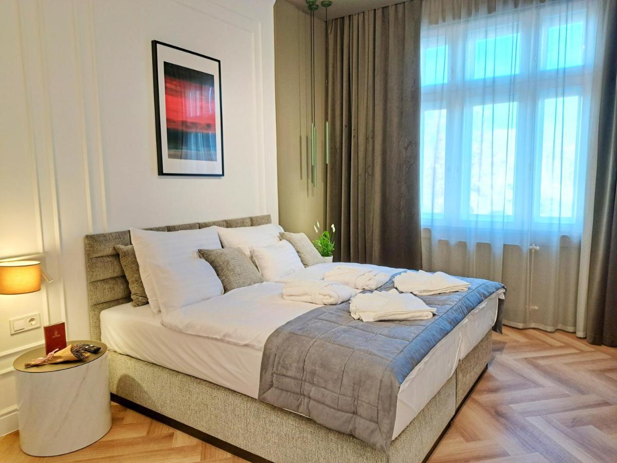 Hotel Domus Collis Γκιόρ Εξωτερικό φωτογραφία